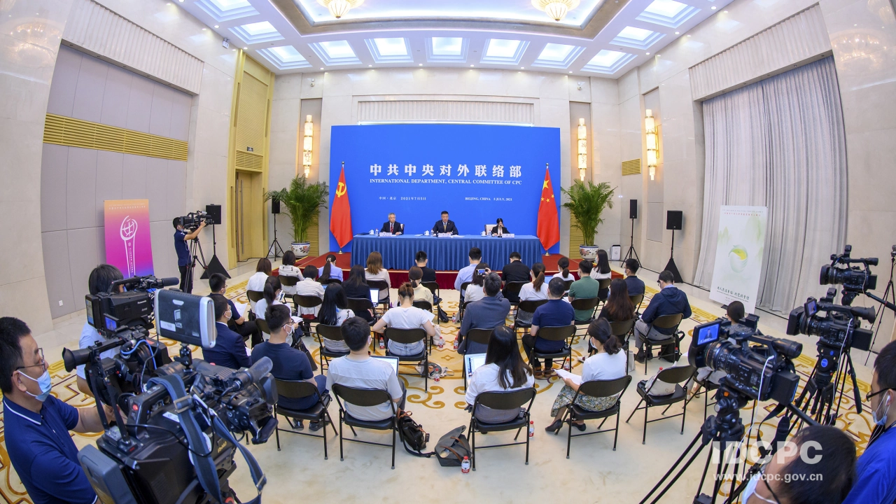 中國共產黨與世界政黨領導人峰會召開，加強政黨合作共謀人民幸福